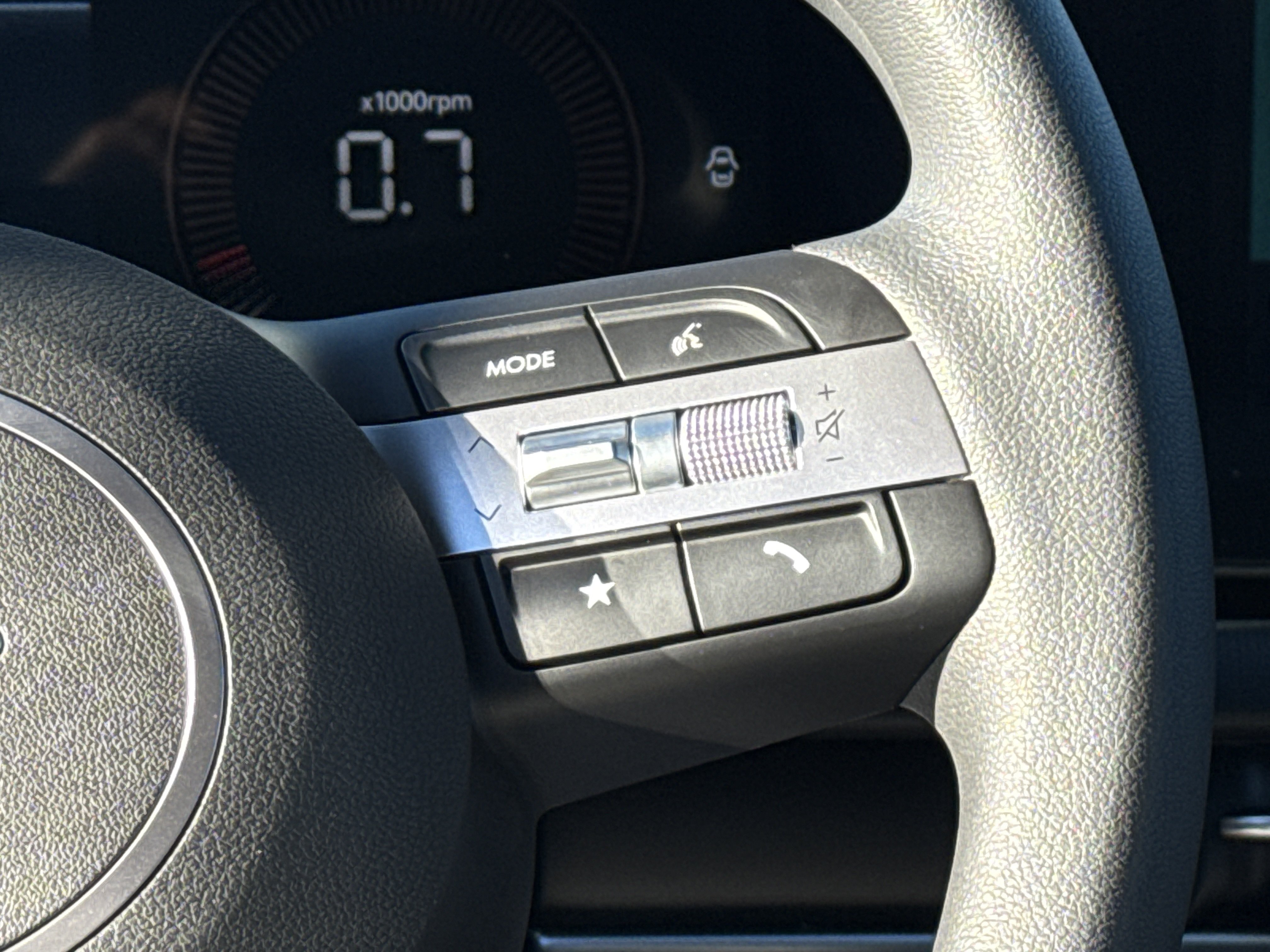 New 2027 Hyundai Santa Cruz SE AWD/4WD image 21