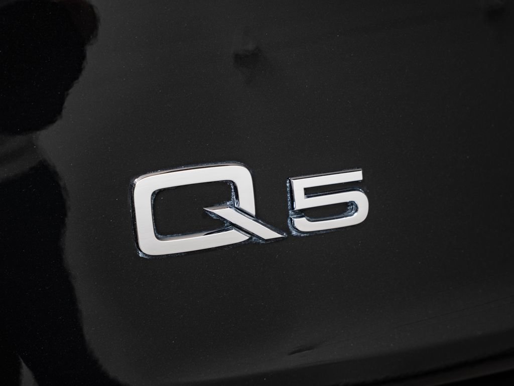Used 2023 Audi Q5 2.0T Premium Plus w/ Premium Plus Package AWD/4WD image 19