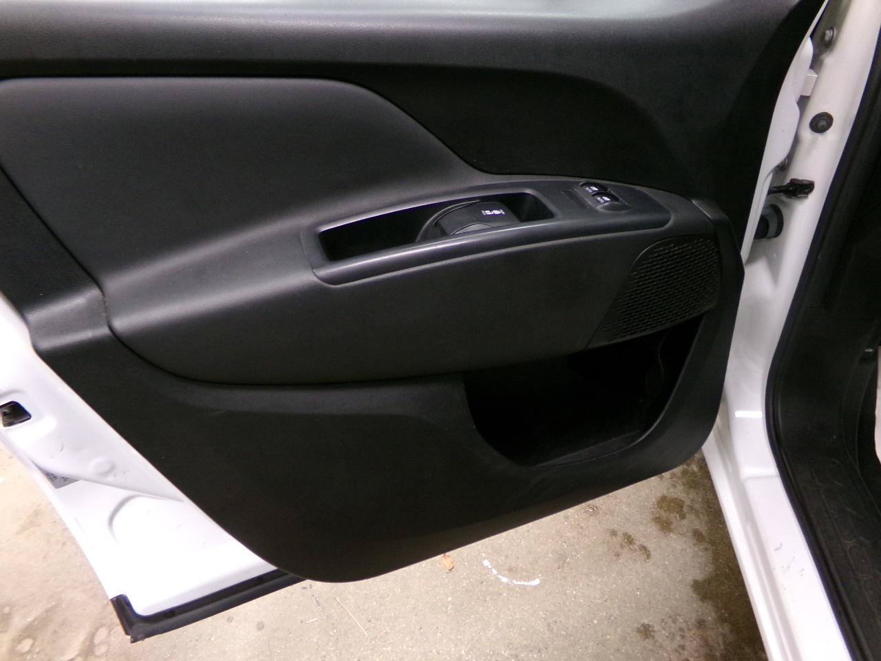 Used 2022 RAM ProMaster City Tradesman FWD image 12