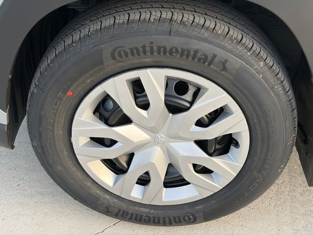 New 2026 Toyota Corolla Cross L image 21