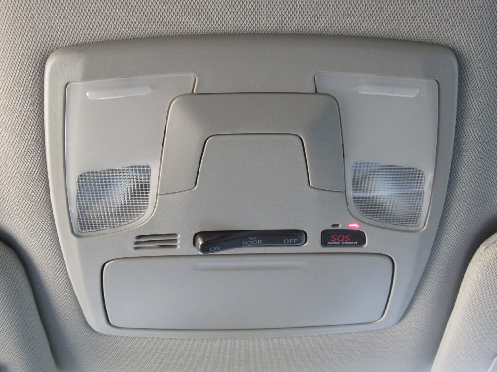 Certified 2020 Toyota Sienna L FWD image 24