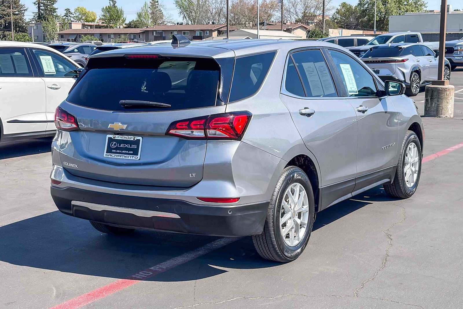 Used 2024 Chevrolet Equinox LT FWD image 4