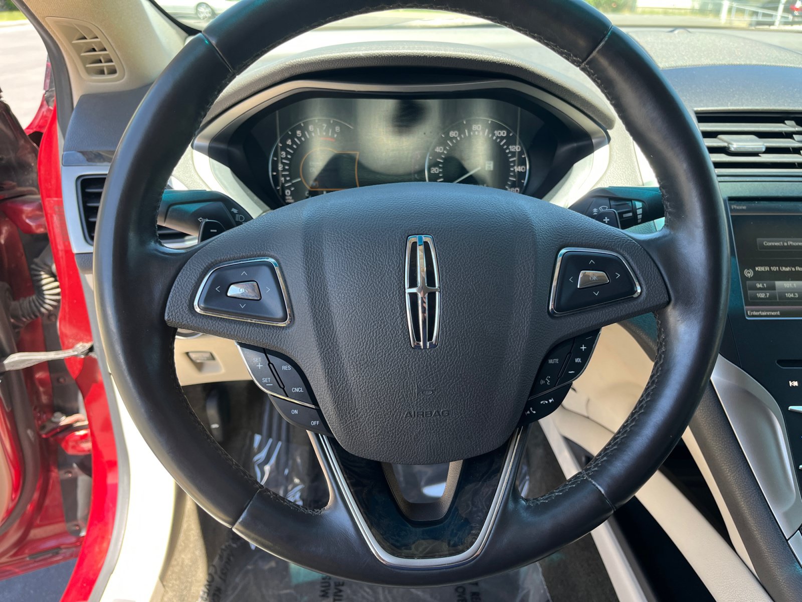 Used 2016 Lincoln MKZ w/ Equipment Group 300A Reserve FWD image 12