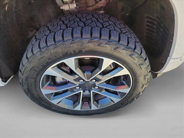 Used 2021 Jeep Grand Cherokee L Overland w/ Luxury Tech Group IV AWD/4WD image 10