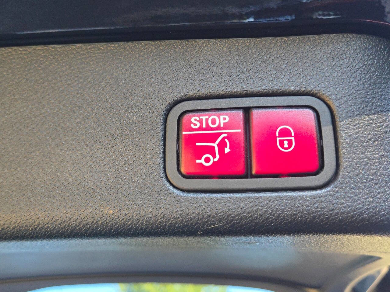 Used 2015 Mercedes-Benz ML 400 4MATIC image 31