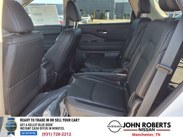New 2026 Nissan Pathfinder SL w/ SL Premium Package image 11