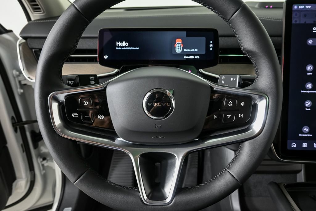 New 2025 Volvo EX90 Plus w/ Protection Package Premier image 9