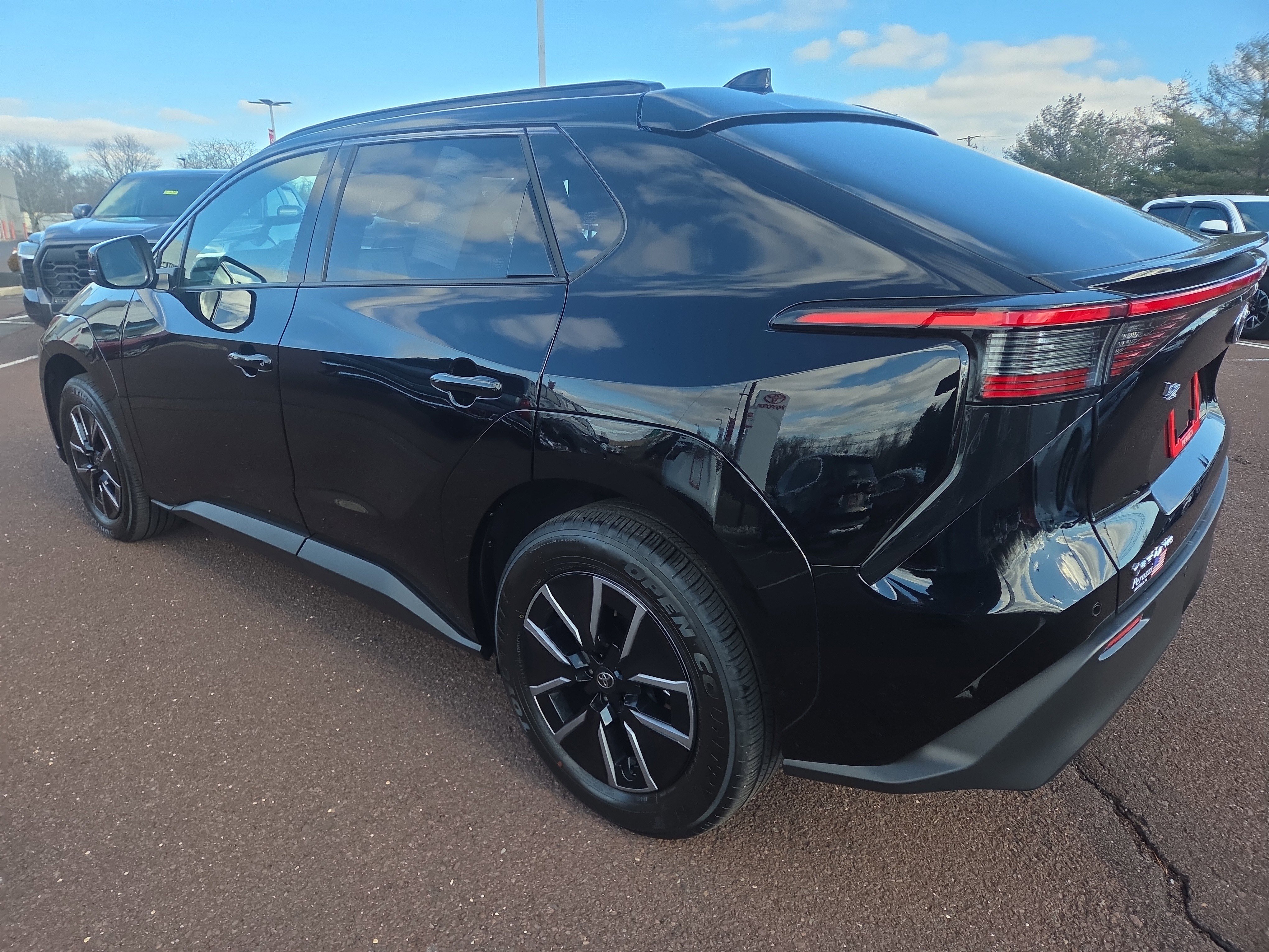 Certified 2026 Toyota bZ XLE AWD image 5