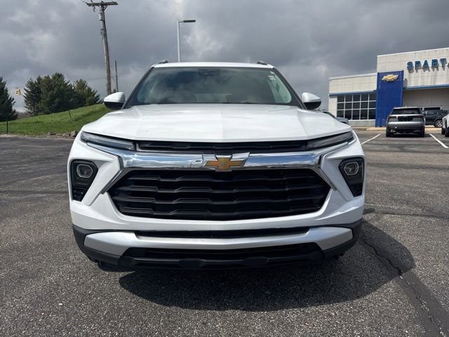 Used 2024 Chevrolet TrailBlazer LT w/ LT Cold Weather Package AWD/4WD image 8