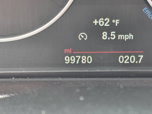 Used 2017 BMW 330i xDrive Sedan AWD/4WD image 12