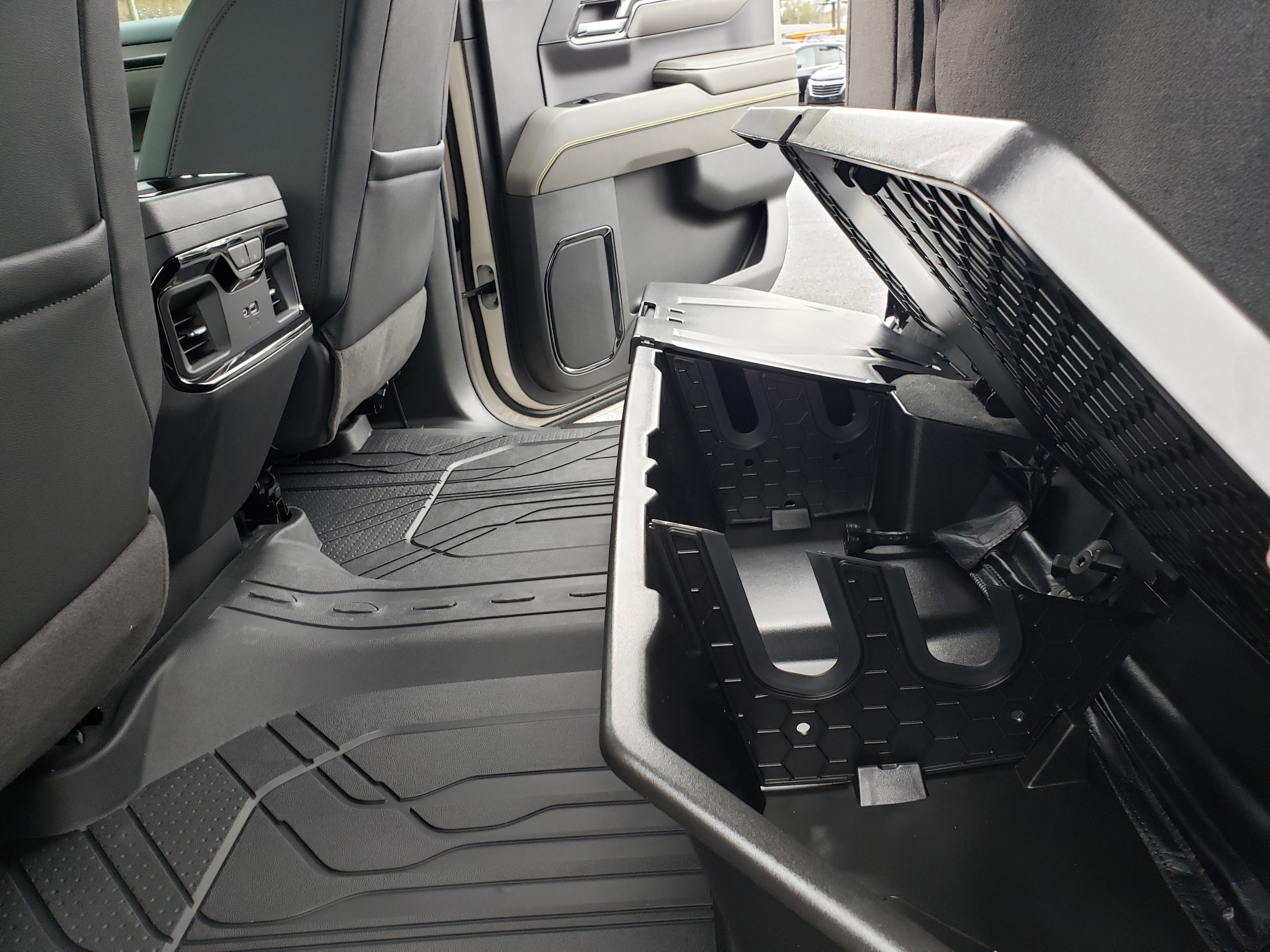 New 2026 Chevrolet Silverado 1500 ZR2 w/ LPO, Dark Essentials Package image 34