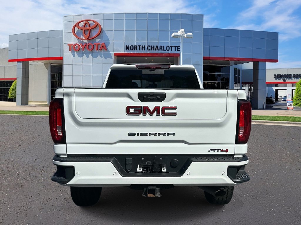 Used 2022 GMC Sierra 2500 AT4 w/ AT4 Preferred Package AWD/4WD image 7