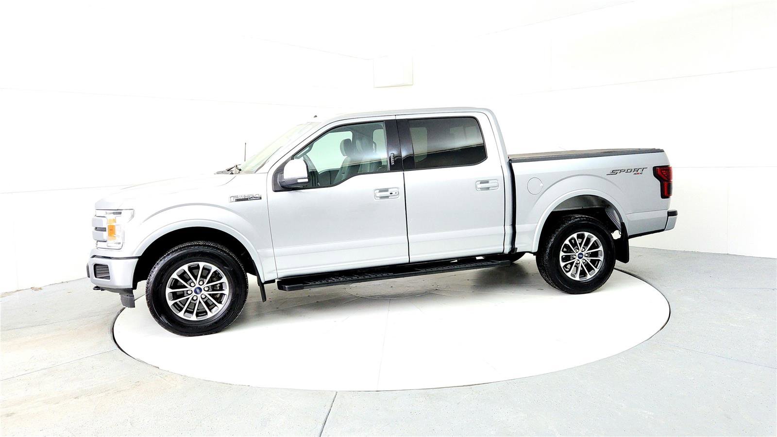 Used 2020 Ford F150 Lariat image 3
