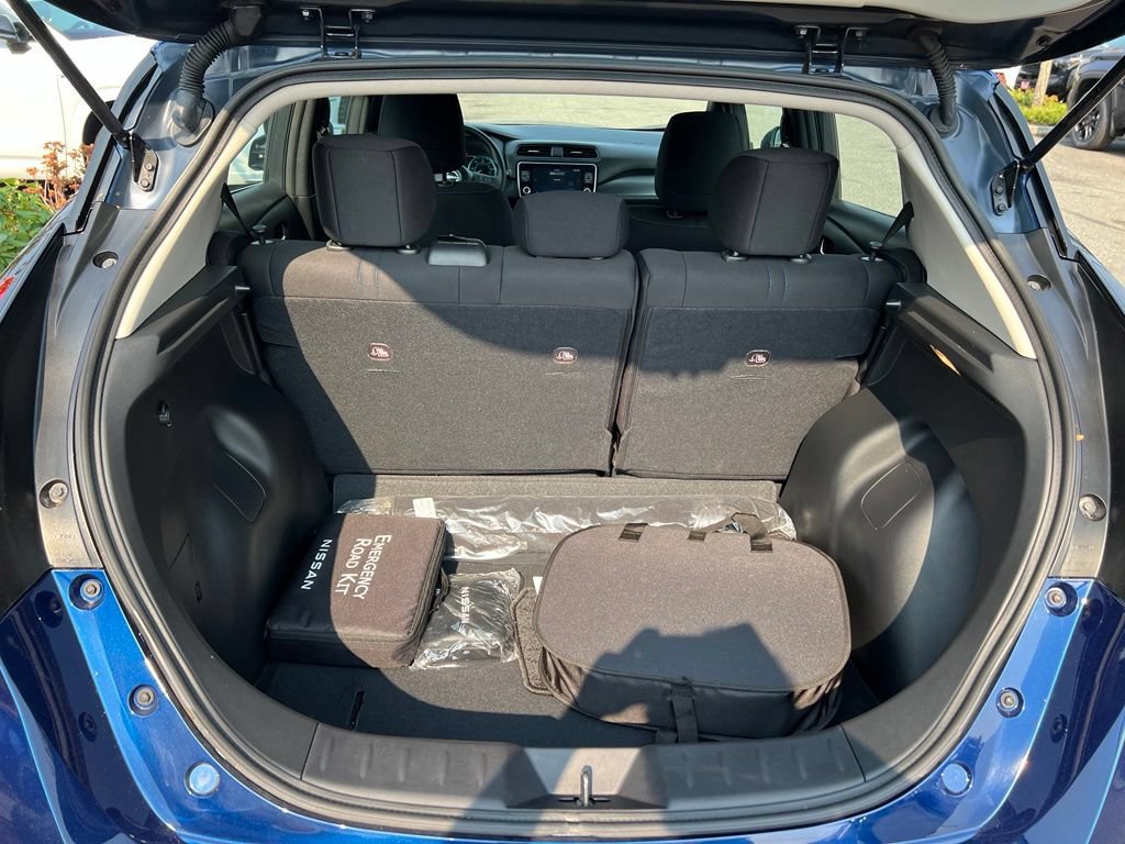 Used 2025 Nissan Leaf S FWD image 10
