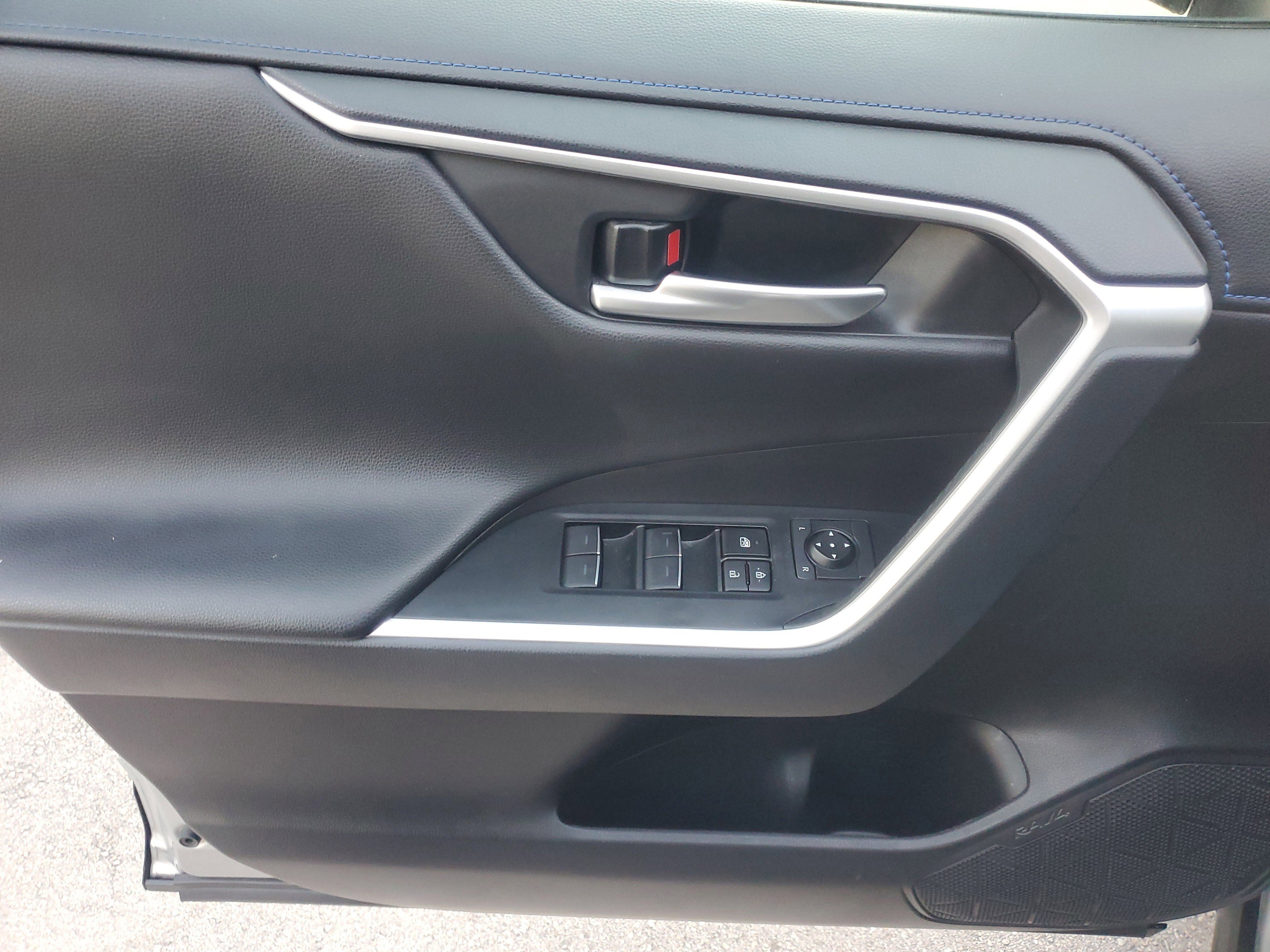 Used 2023 Toyota RAV4 XSE image 20