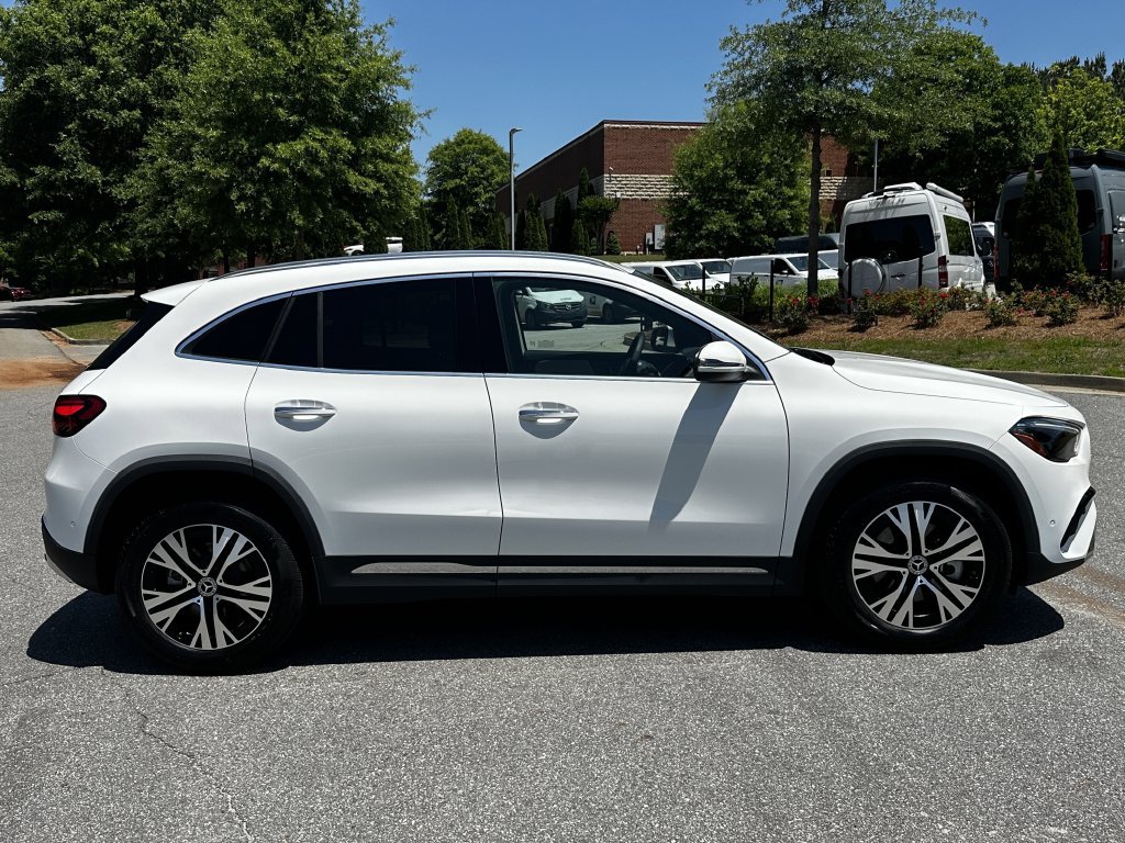 Certified 2025 Mercedes-Benz GLA 250 4MATIC image 9