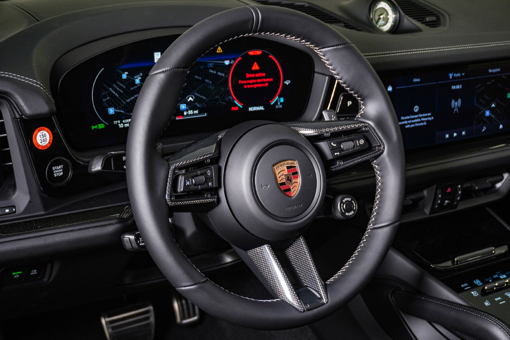New 2026 Porsche Cayenne GTS AWD/4WD image 18