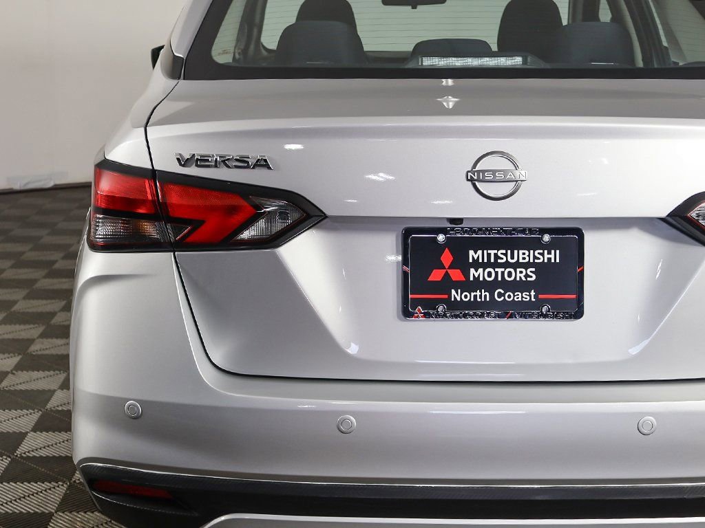 Used 2024 Nissan Versa SV w/ Trunk Package FWD image 12