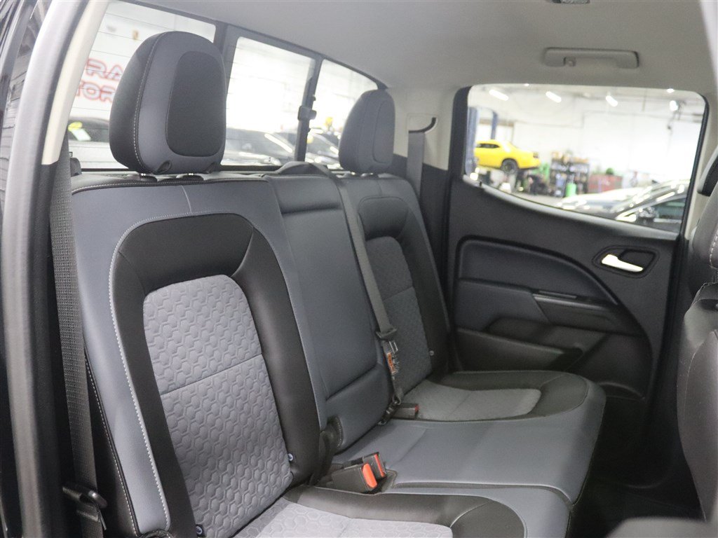 Used 2019 Chevrolet Colorado Z71 AWD/4WD image 18