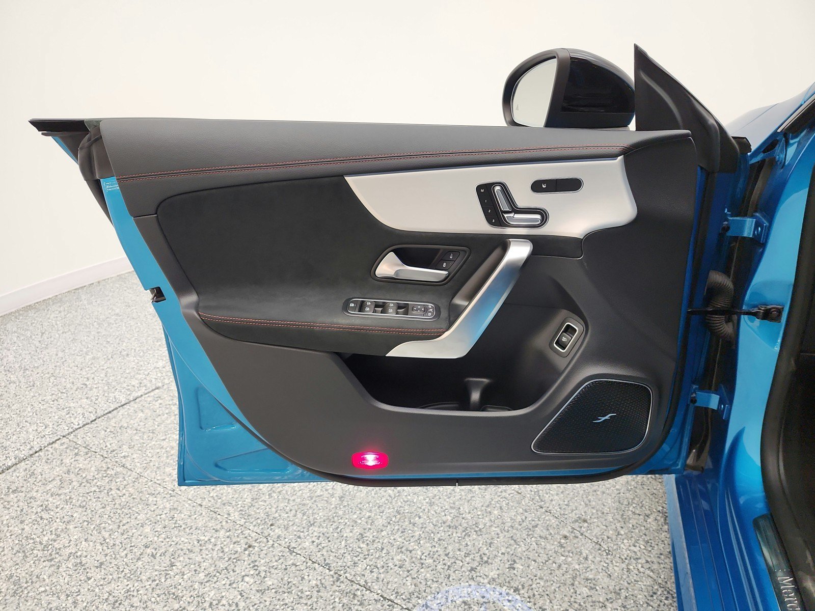Certified 2025 Mercedes-Benz CLA 250 image 12