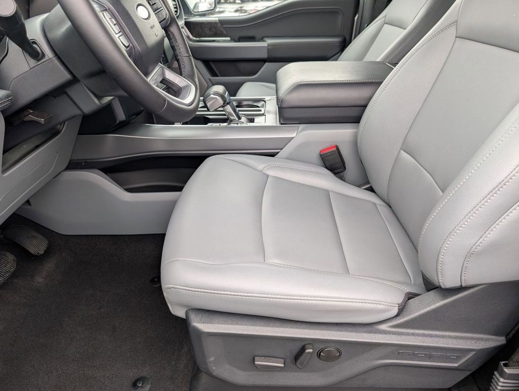 New 2025 Ford F150 Lightning Flash image 20