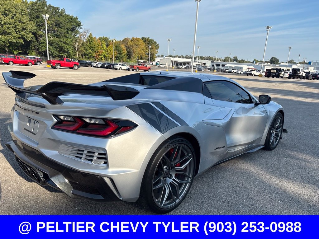 Used 2026 Chevrolet Corvette Z06 w/ Z07 Performance Package RWD image 10