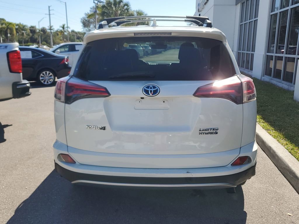 Used 2018 Toyota RAV4 Limited w/ Advanced Technology Package image 4