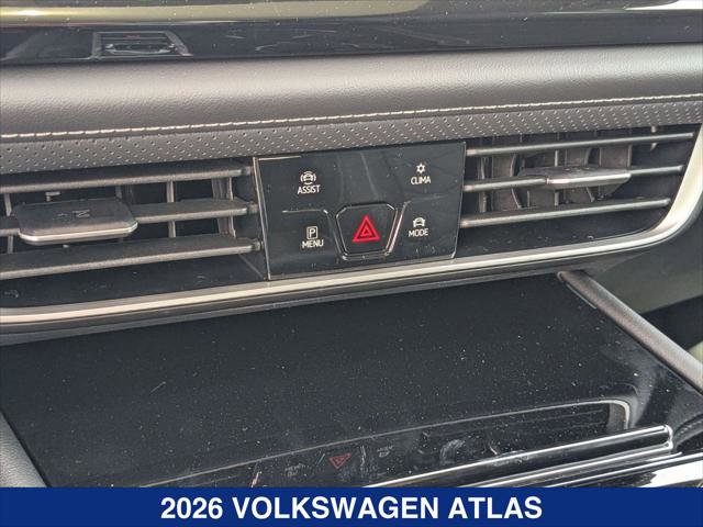 New 2026 Volkswagen Atlas SE image 14
