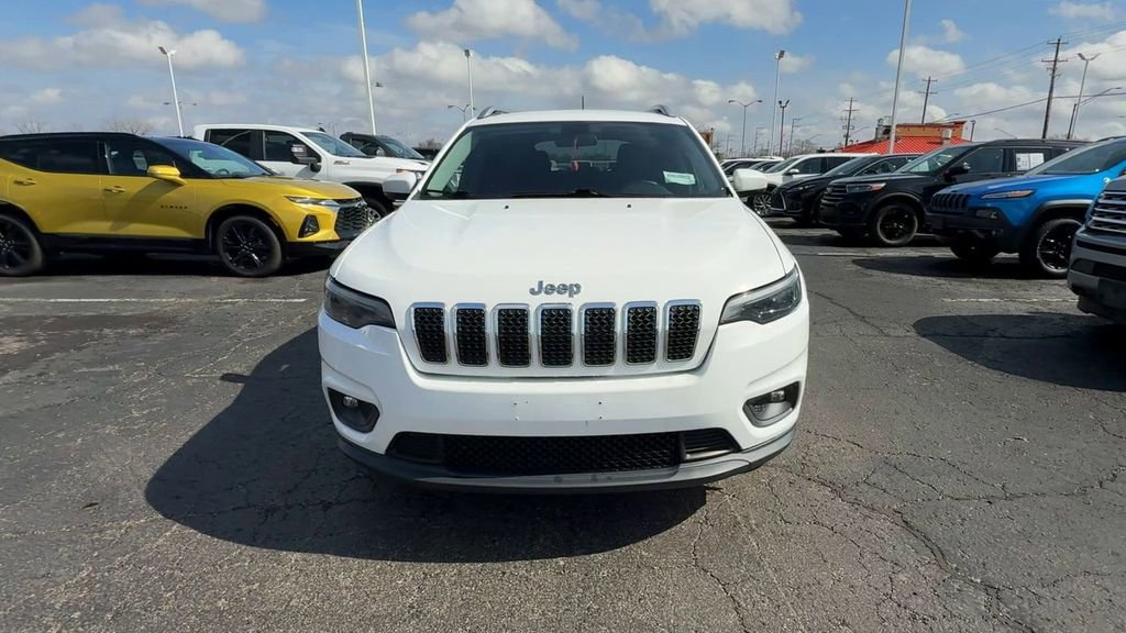 Used 2020 Jeep Cherokee Latitude Plus w/ Cold Weather Group image 3