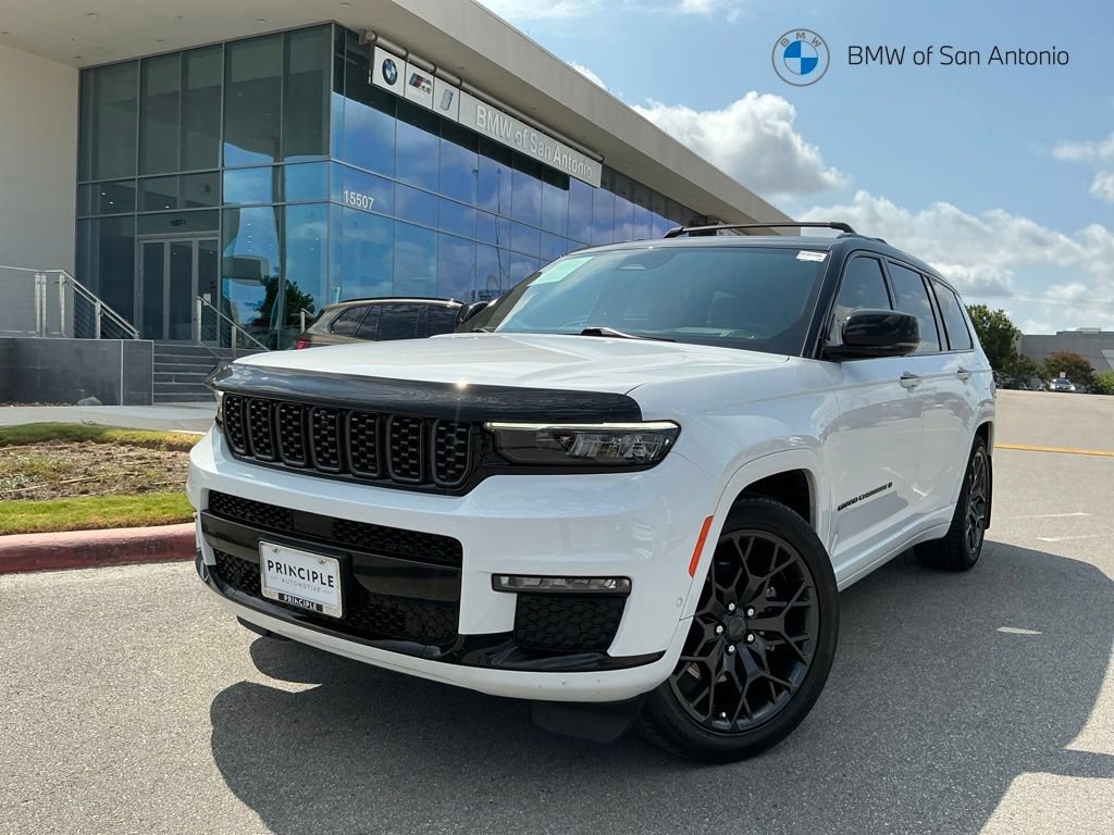 Used 2025 Jeep Grand Cherokee L Summit AWD/4WD image 1