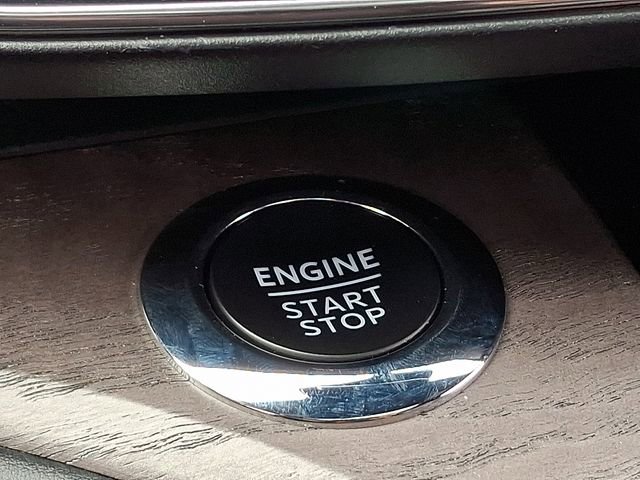 Used 2023 Ford Explorer Platinum w/ Technology Package image 24