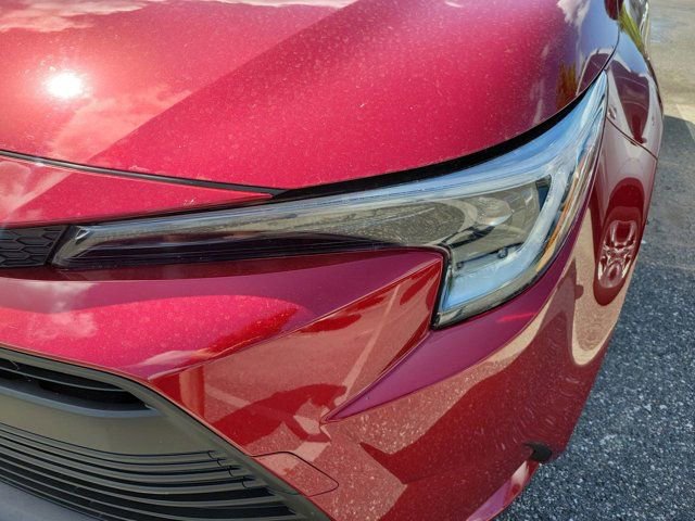 Used 2024 Toyota Corolla LE w/ LE Convenience Package image 10