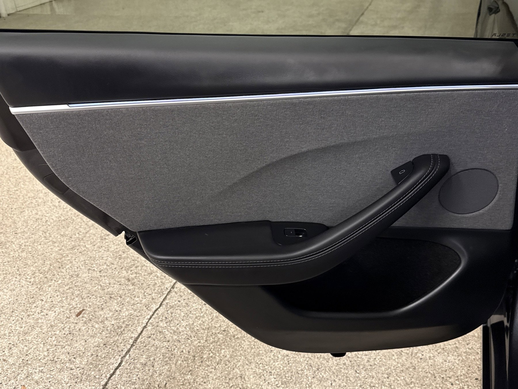 Used 2025 Tesla Model 3 Long Range image 11