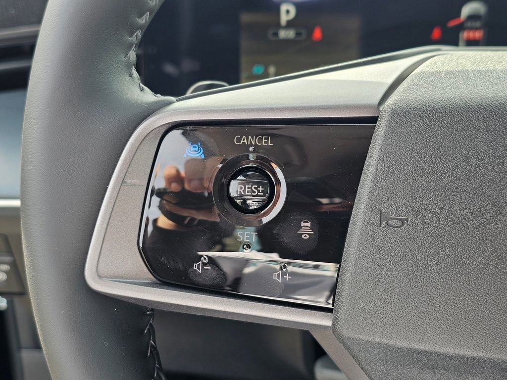 New 2026 Nissan Leaf Platinum+ FWD image 33