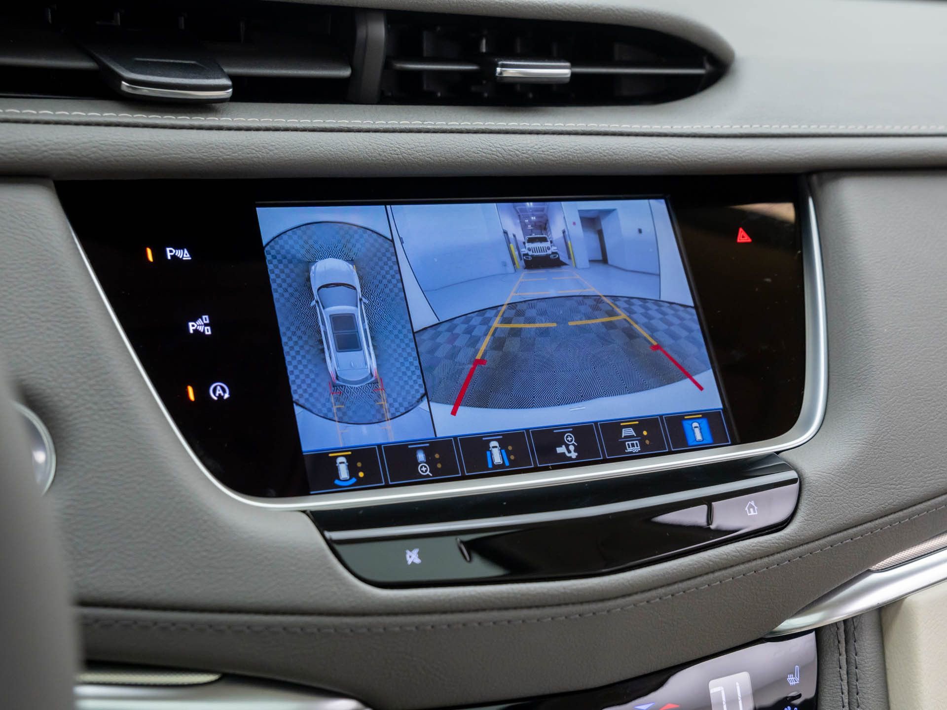 New 2026 Cadillac XT5 Premium Luxury w/ Driver Assist Package AWD/4WD image 27