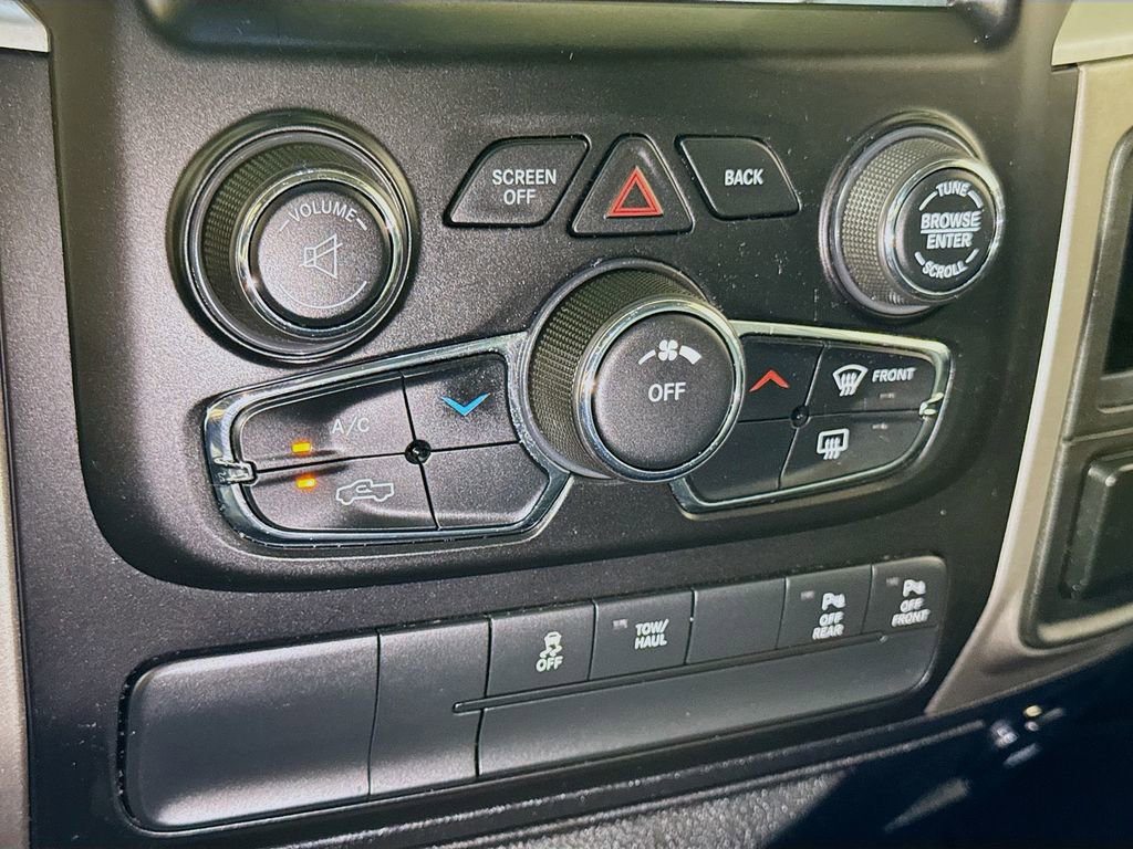 Used 2016 RAM 1500 Lone Star RWD image 13