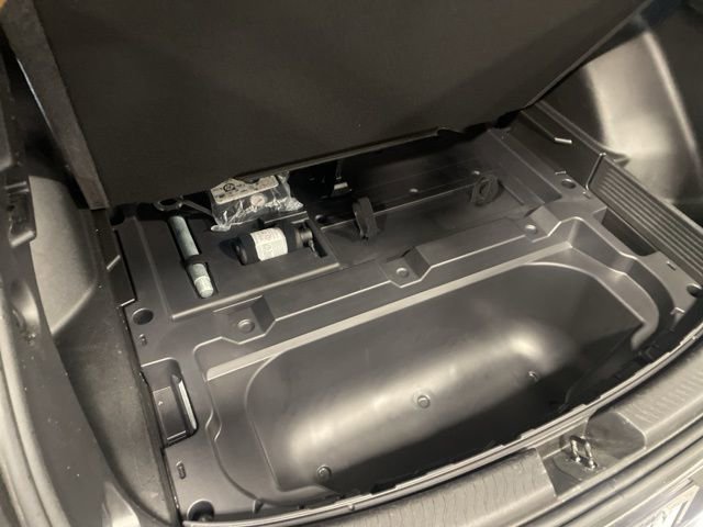 Used 2025 Chevrolet Equinox EV LT w/ Convenience Package image 40