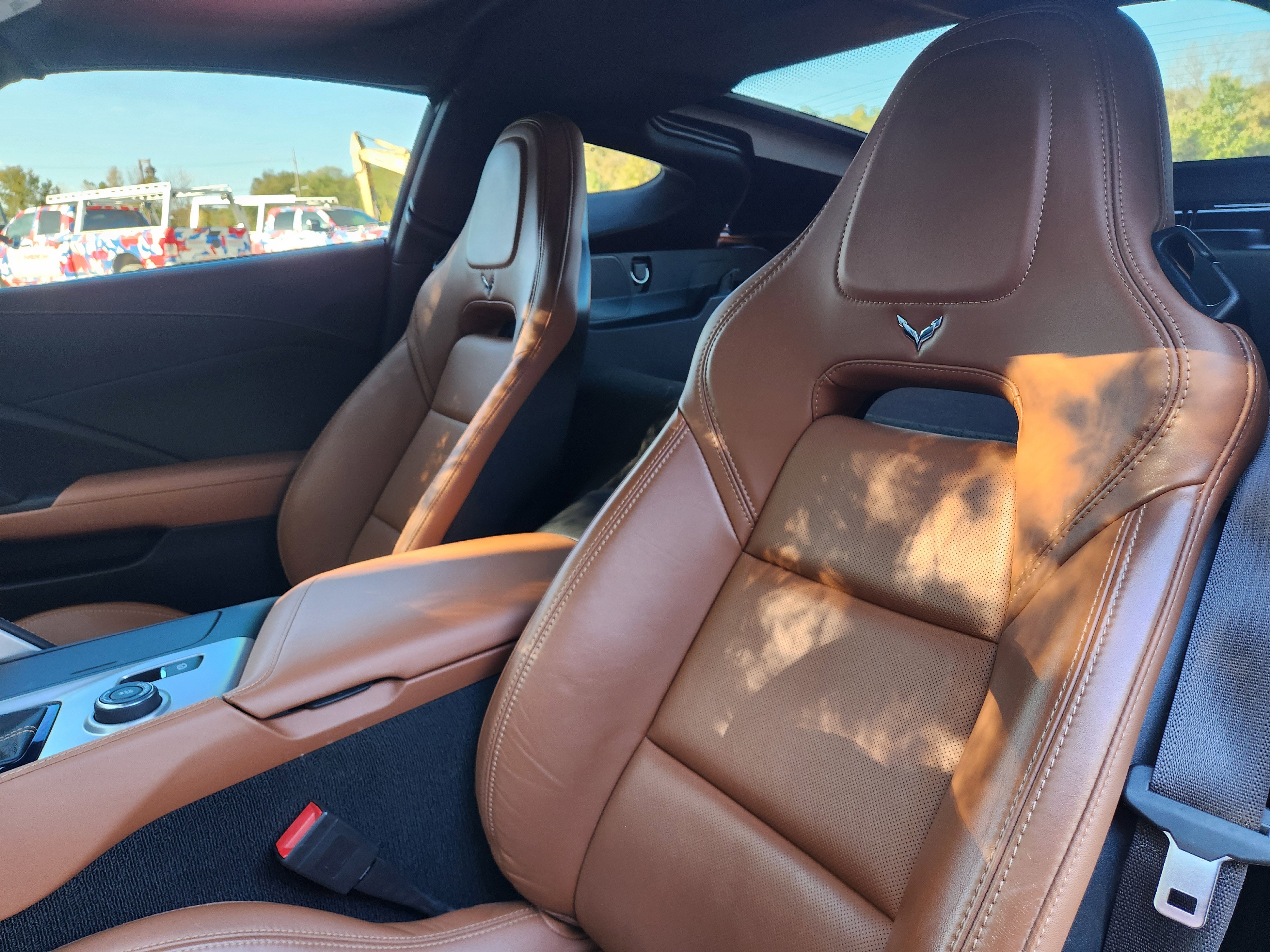 Used 2015 Chevrolet Corvette Stingray Coupe w/ 2LT Preferred Equipment Group image 26