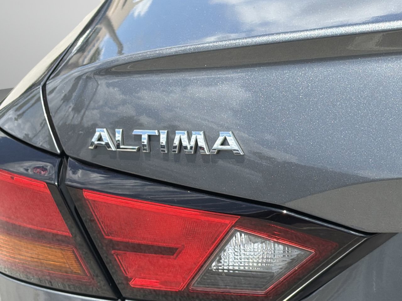 Used 2021 Nissan Altima 2.5 S FWD image 9