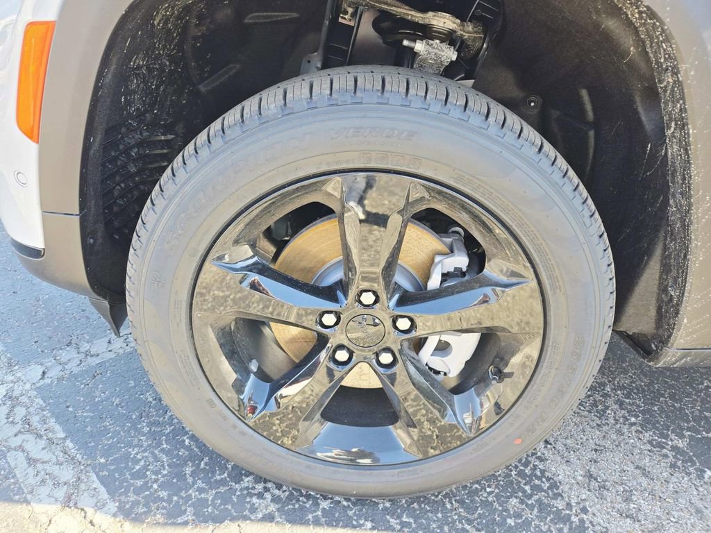 New 2025 Jeep Grand Cherokee L Limited w/ Luxury Tech Group II image 20