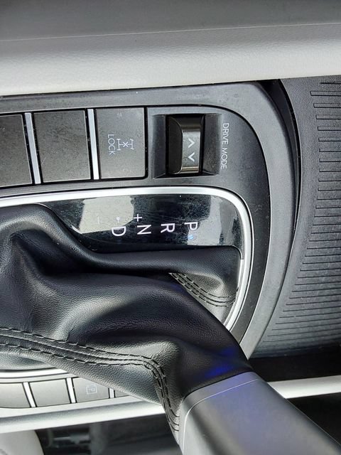Used 2025 Hyundai Kona SEL AWD/4WD image 29