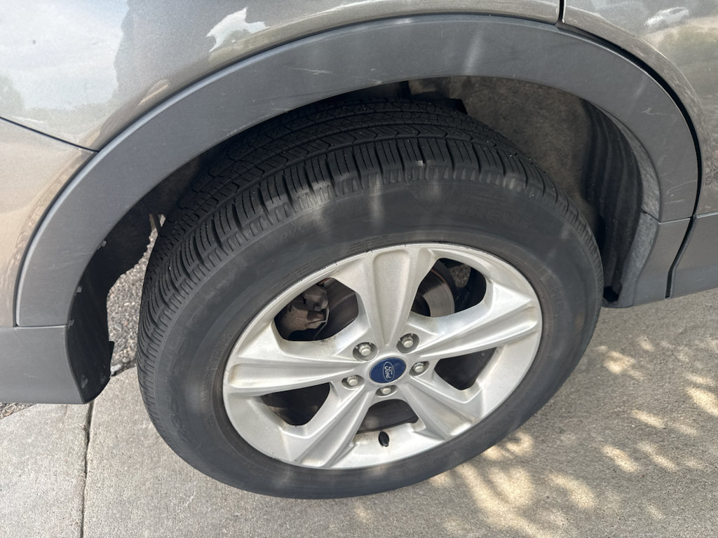 Used 2014 Ford Escape SE w/ Equipment Group 201A AWD/4WD image 8
