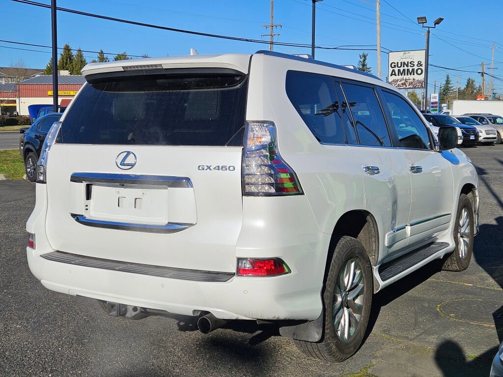 Used 2014 Lexus GX 460 w/ Premium Package image 5