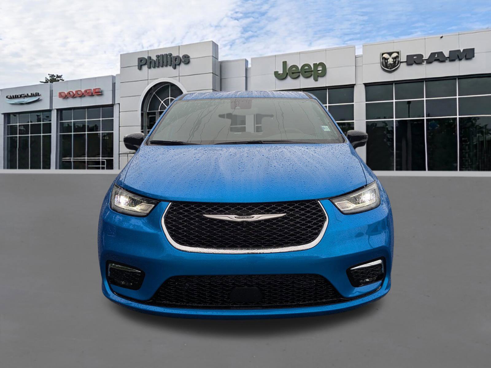 New 2026 Chrysler Pacifica Select FWD image 8