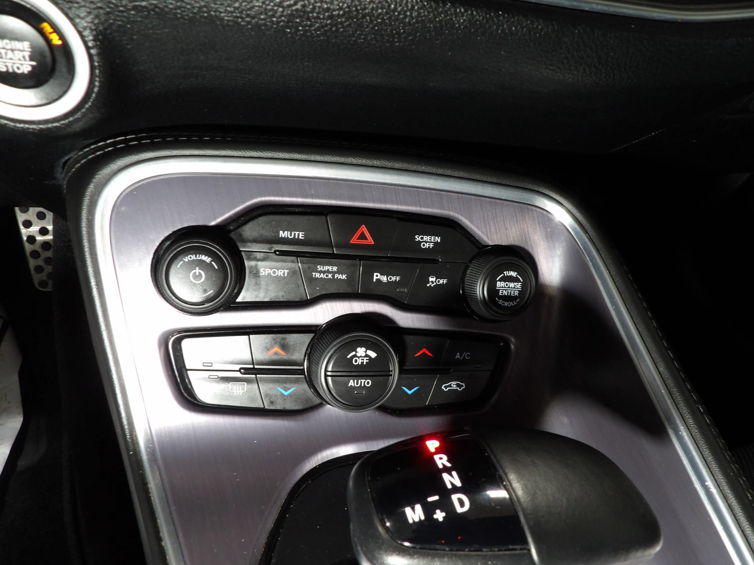 Used 2018 Dodge Challenger GT w/ Blacktop Package AWD/4WD image 15