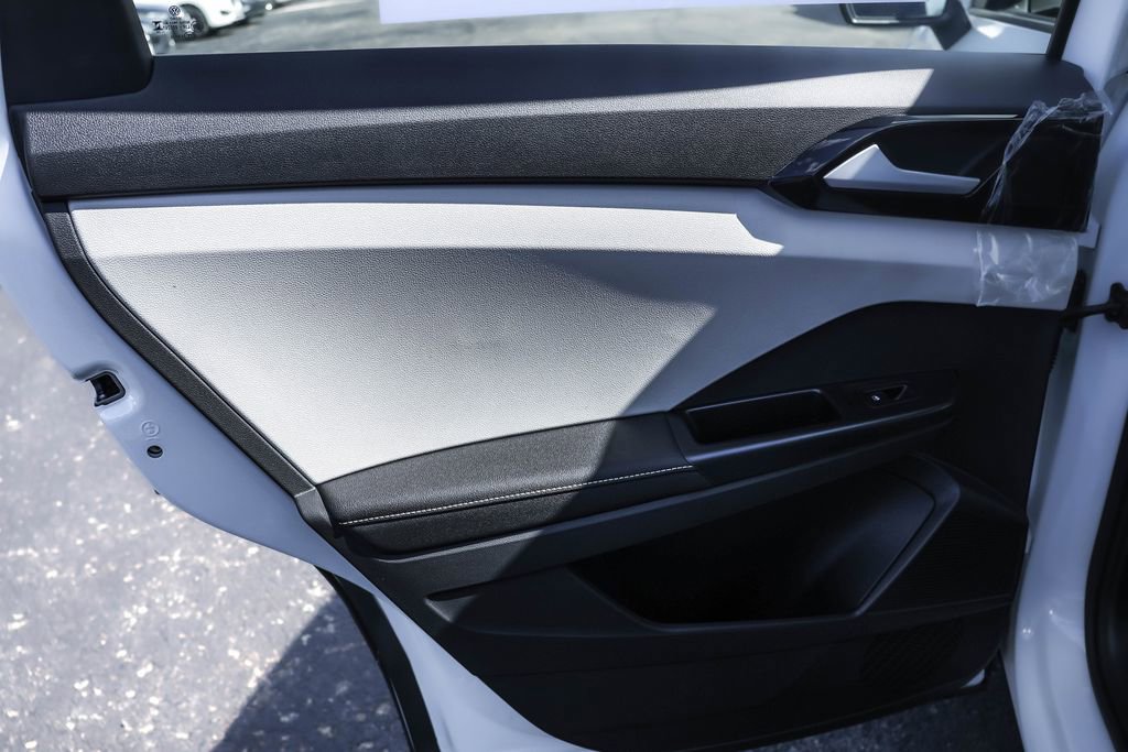 Used 2025 Volkswagen Taos S image 25