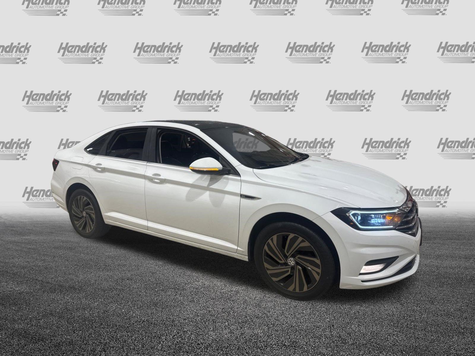 Used 2019 Volkswagen Jetta SEL Premium FWD image 16