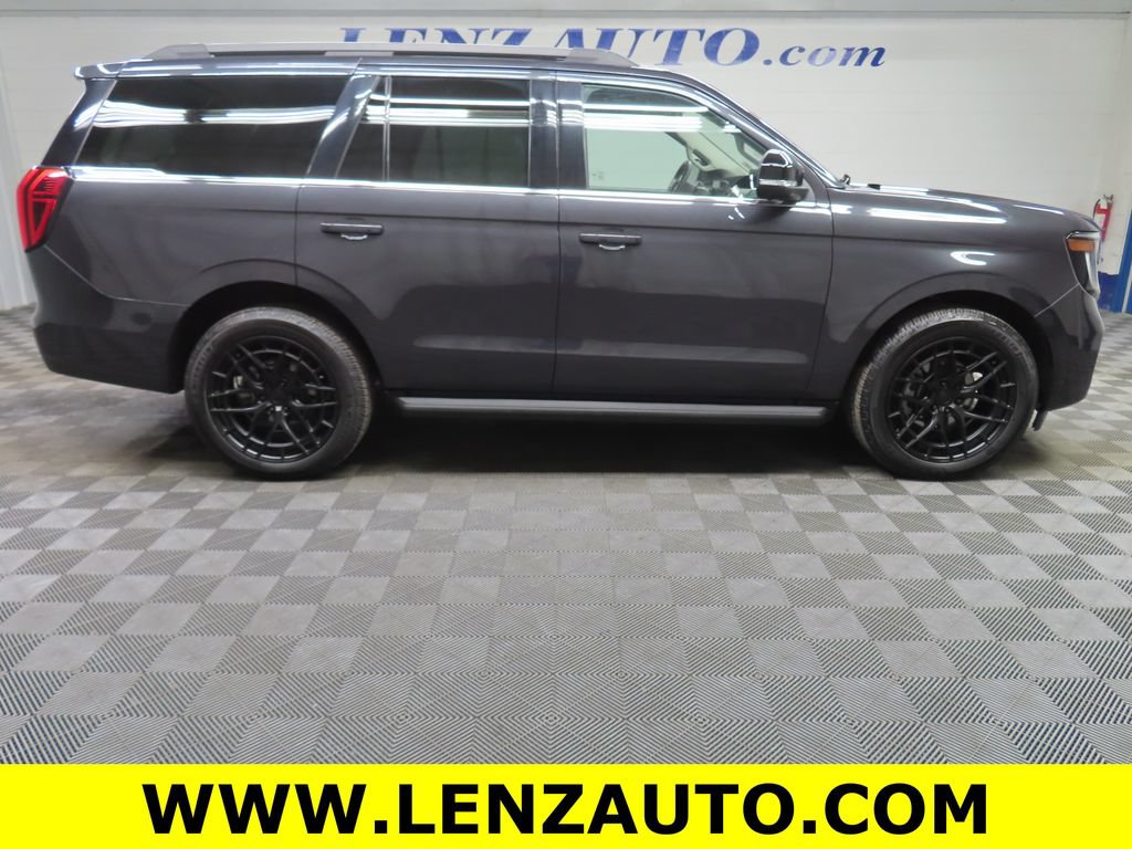 Used 2025 Ford Expedition Active AWD/4WD video 2