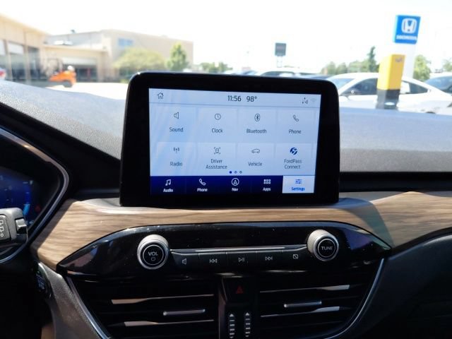 Used 2020 Ford Escape Titanium AWD/4WD image 21