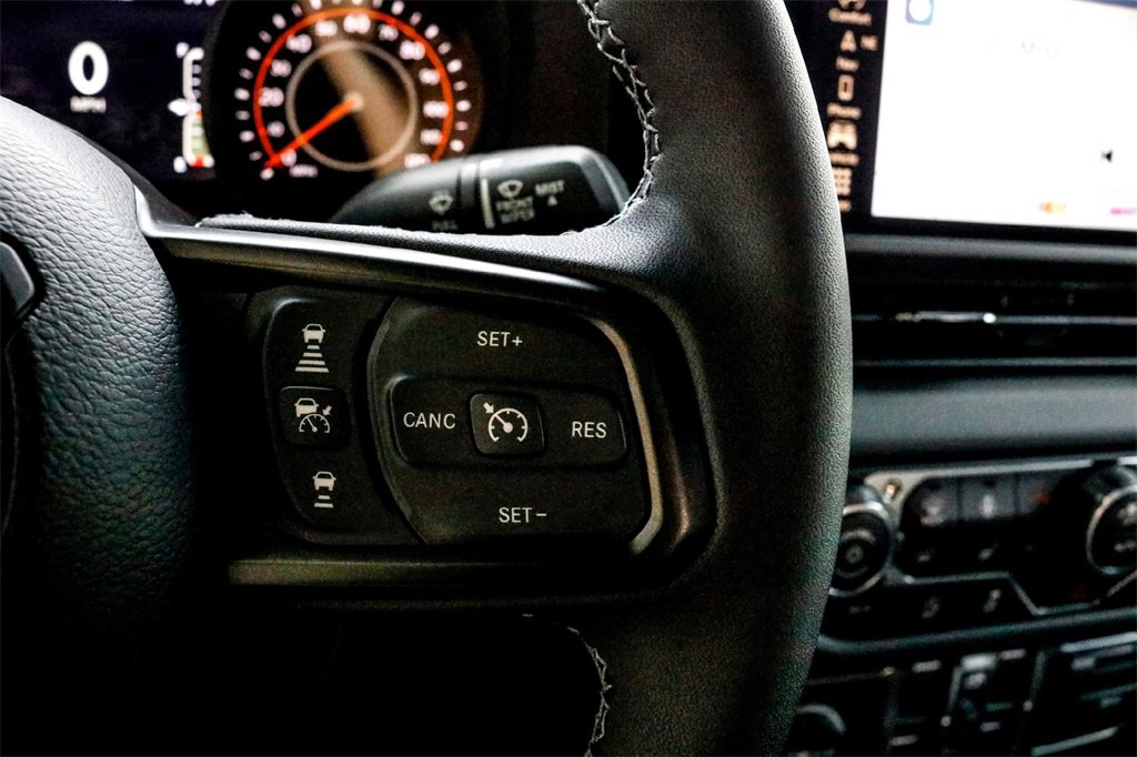 New 2025 Jeep Gladiator Mojave w/ Safety Group image 14